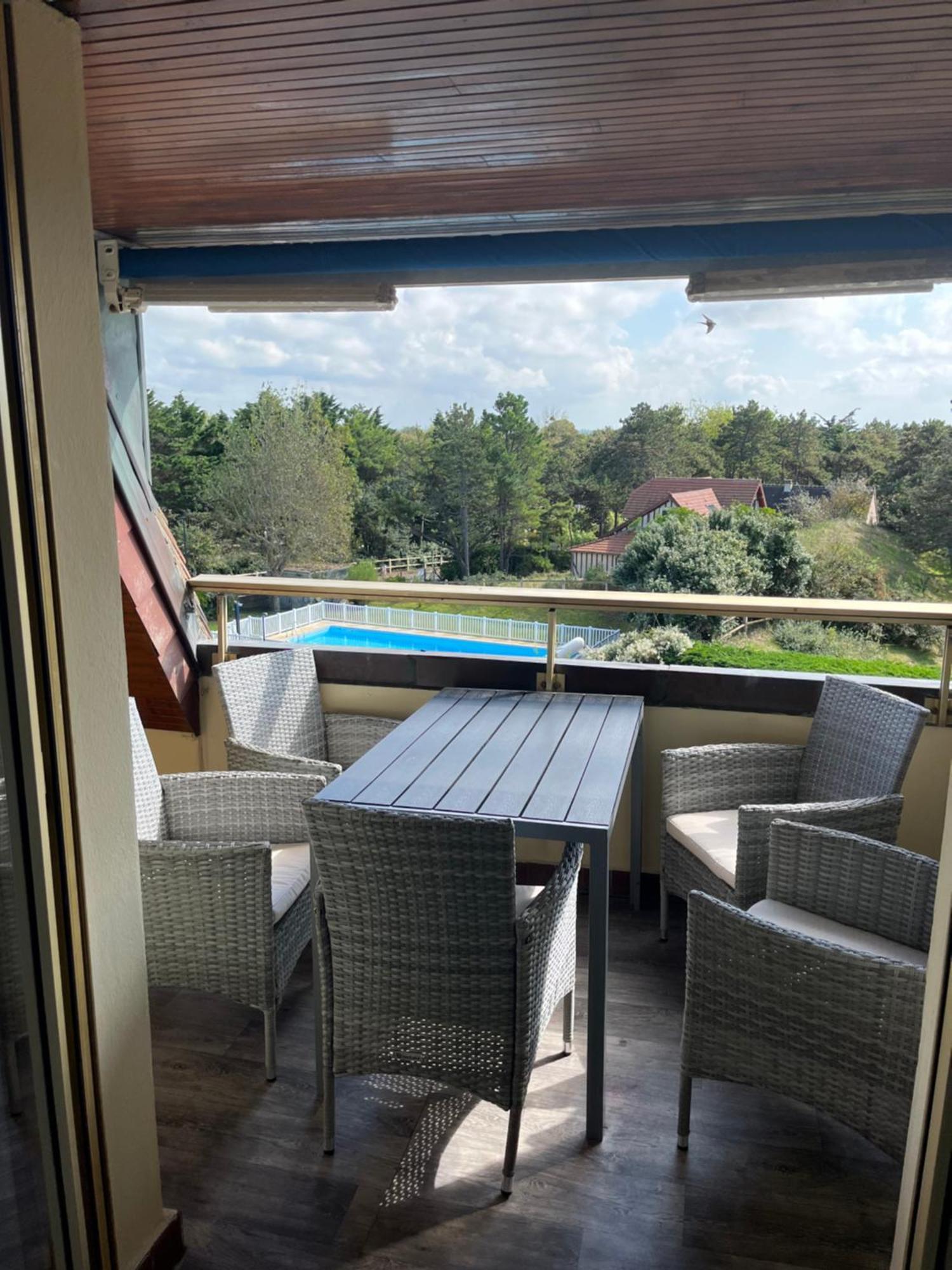 Le Petit Coin De Paradis Apartment